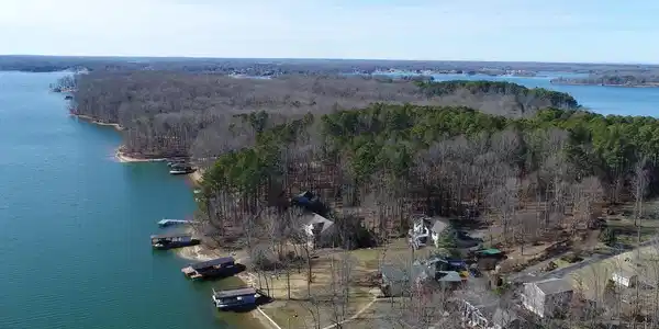 3347 FISHERMAN WAY