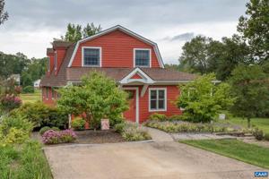 312 SUNSET DR