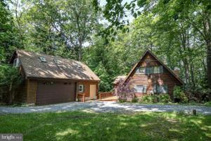 1003 LAKESHORE