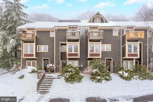 24 WINDING WAY