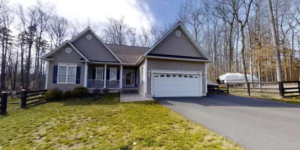 264 LAKE FOREST COURT