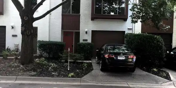 9954 LAKE LANDING