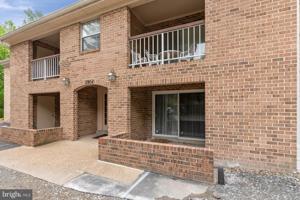 5904 COVE LANDING ROAD