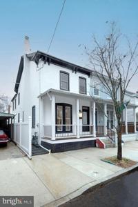42 BUTTONWOOD STREET