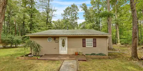 140 HEMLOCK DRIVE