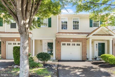 322 AMY WAY