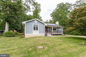 1024 PINECREST DRIVE