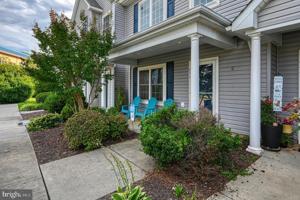 231 LAKE FRONT DRIVE
