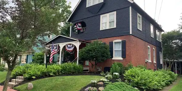 106 POPLAR WALK