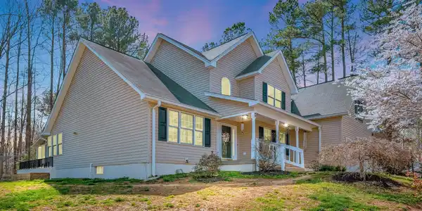 3321 HIDAWAY COURT