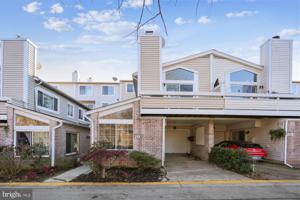 9804 ISLANDSIDE DR