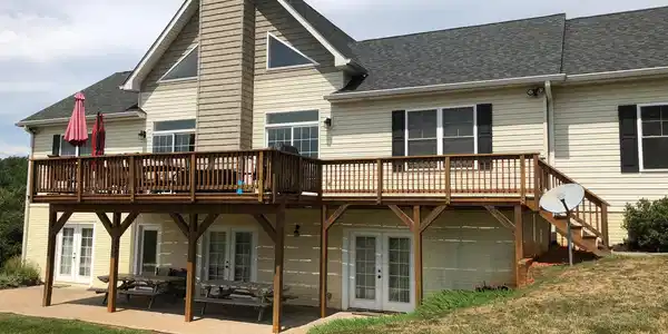 6321 STUBBS COVE LANE