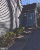 10399 MEADOWLAKE CIRCLE
