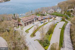 565 GlendaleUNIT 318 A GLENDALE ROAD