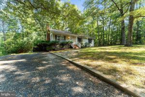 8369 WILSON CIRCLE