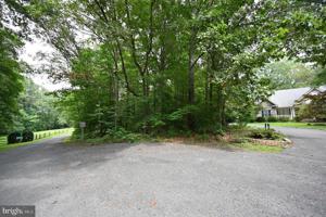 110 CLOVERHILL COURT