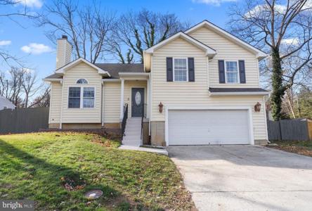 8 CEDAR STREET