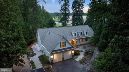 76 RETRIEVER COURT