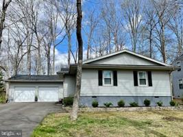 208 SKYLINE ROAD