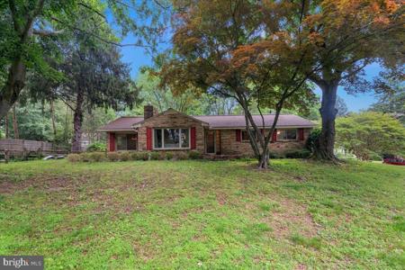 1 HIGH ACRES DRIVE