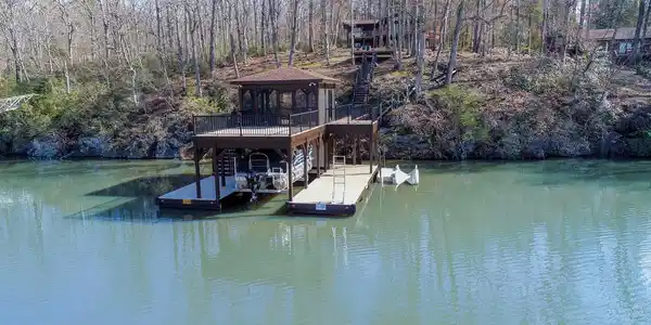 948 PINE HARBOUR DRIVE