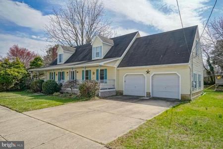 19 FAIRVIEW AVENUE