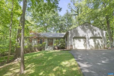 2 WHIPPOORWILL LN