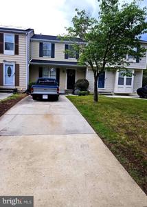 15533 OAK COURT
