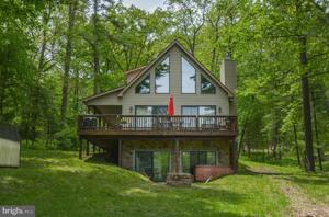 606 WHITE OAK DRIVE