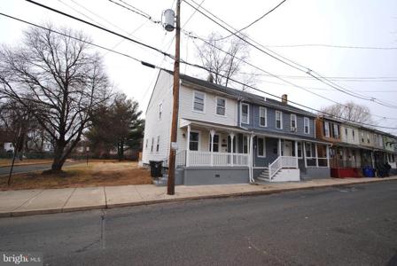 548 YORK STREET