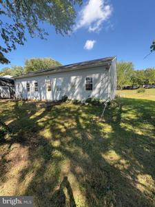 323 COMANCHE DRIVE