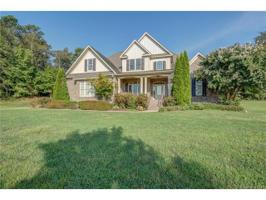 206 Cross Creek Drive 
