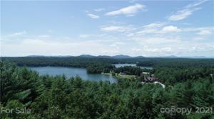000 Lake Crest