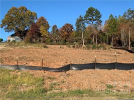 208 Cross Creek