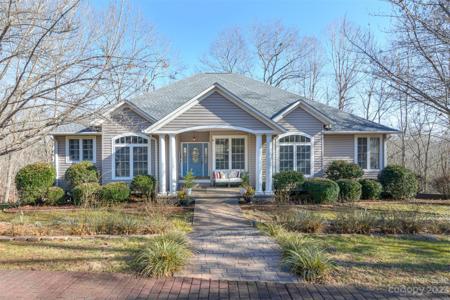 60 Canoe Drive