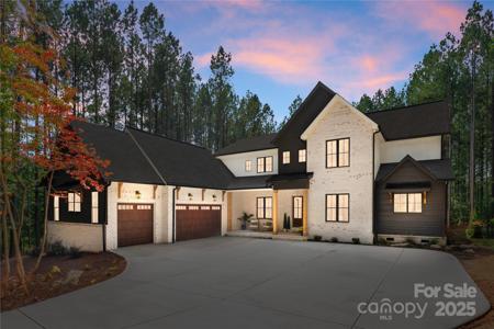 5135 Pelican Point Drive