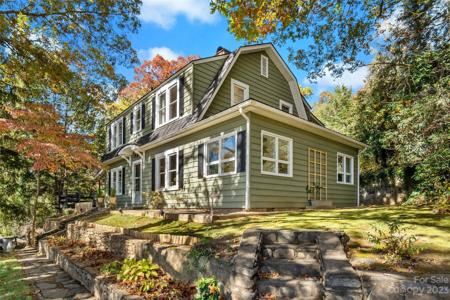 44 Huckleberry Lane