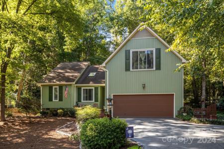 10 Tanglewood Road