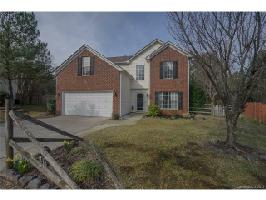528 Red Oak Court 