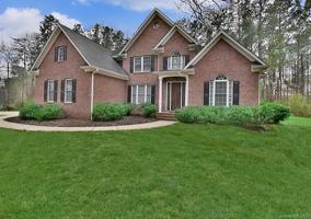 1377 Ridgewood Drive