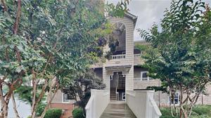 9816 Emerald Point