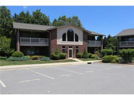 1465 Lakeshore Drive 