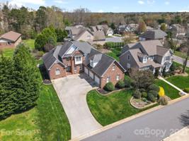 3121 17th Street Lane NE