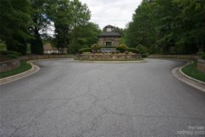 6088 Plantation Pointe Drive