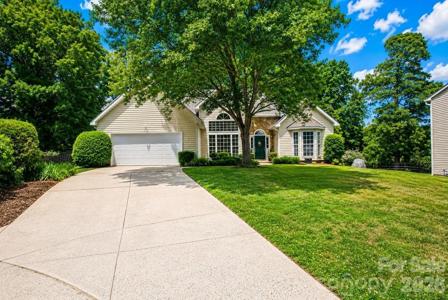 122 Nantucket Court