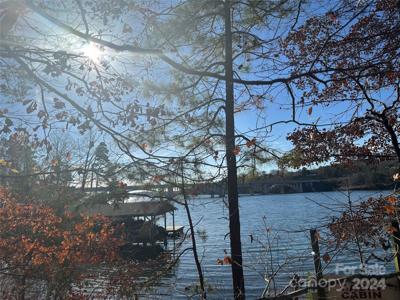 183 Uwharrie Landing Avenue
