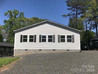 106 Overland Trail