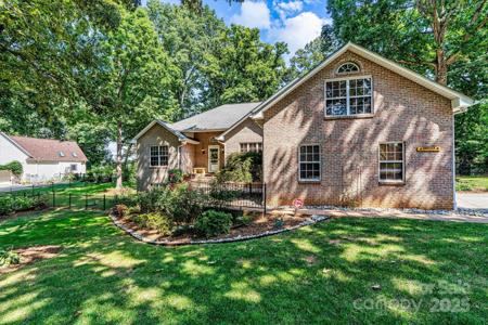 7538 Golf Course Drive S