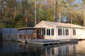 316 E Lakeshore Drive