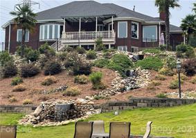 1420 Barron Point